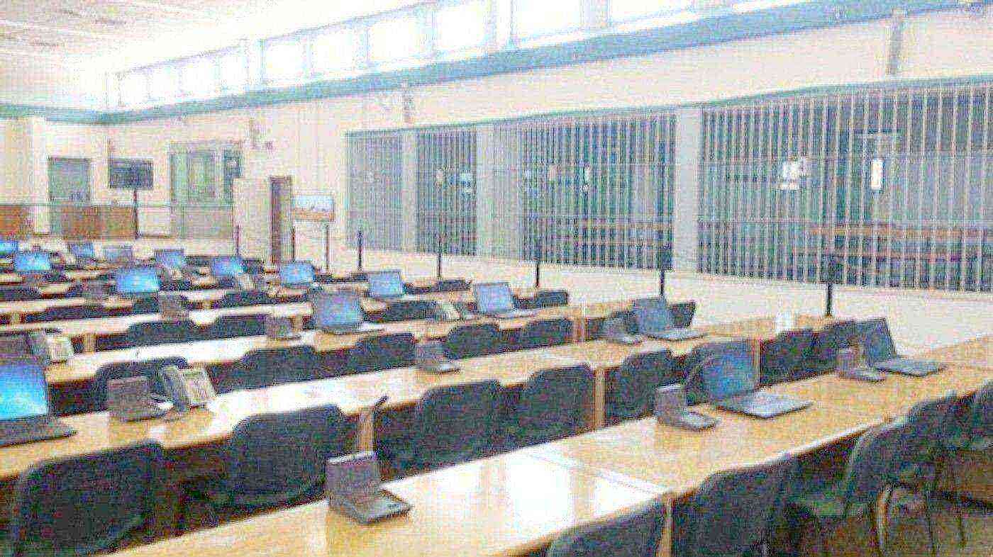 Prostituzione legata al clan Mallardo: il giudice infligge due sole condanne