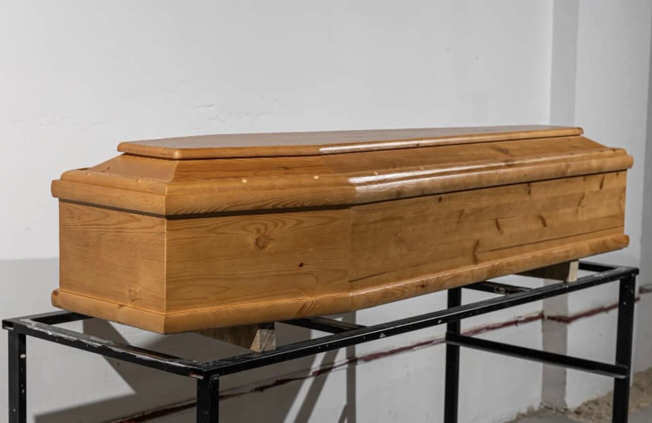 Controlli nel settore funerario: operazione contro le imprese collegate ai clan ad Arzano e Napoli