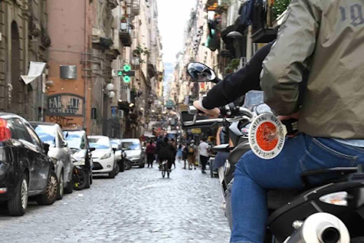 Montesanto, scoperto uomo armato in abitazione: arresto dopo la stesa