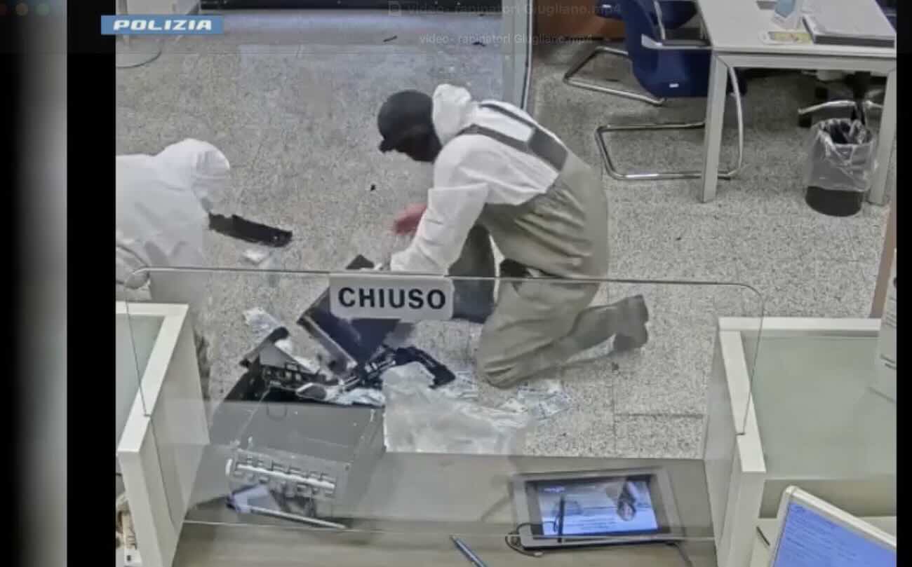 Giugliano, domiciliari per il presunto capo della Banda del buco, Antimo Di Matteo