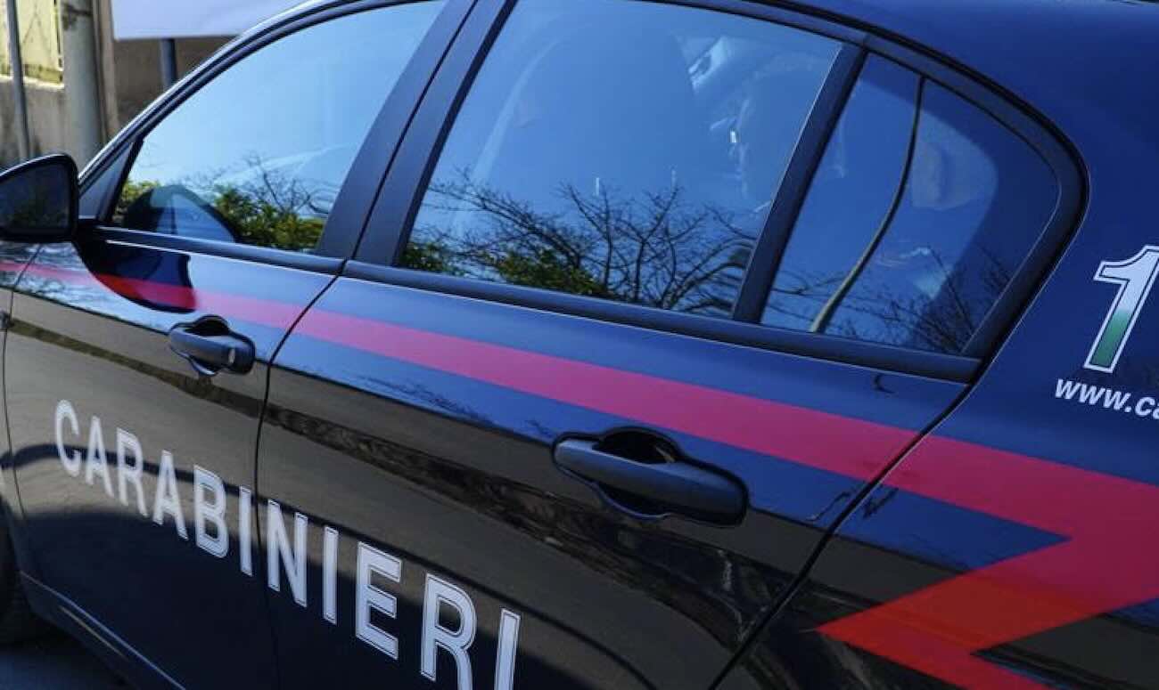Usura e pizzo nei supermercati, arrestati due sospetti legati al clan Pagnozzi