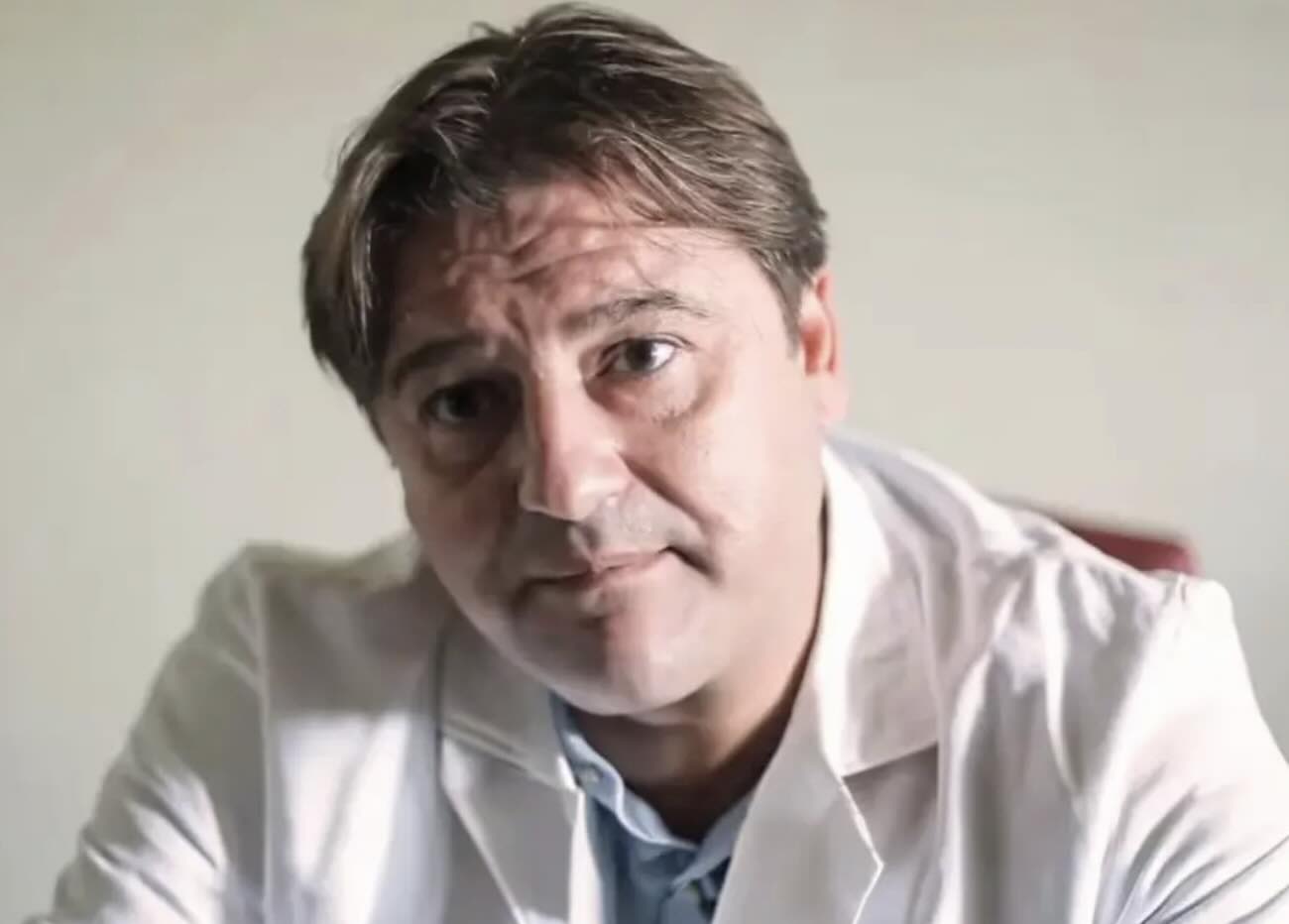 Napoli: Oppido indagato, interdizione confermata; presunta falsificazione in cartella clinica