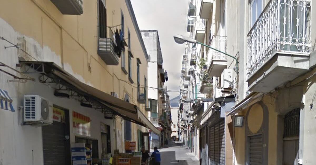 Torre del Greco, sparatoria in via Falanga: indagini su movente legato alla criminalità locale